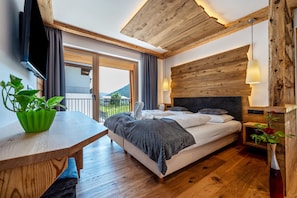 2 chambres, fer et planche à repasser, Wi-Fi gratuit, draps fournis