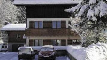 Esterni