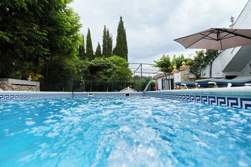 Holiday Home 'Alojamiento Rural Marien' with Mountain View, Pool, Garden & Wi-Fi