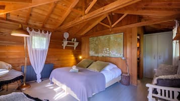 1 quarto, Wi-Fi de cortesia, roupa de cama