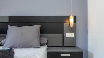 3 habitaciones, tabla de planchar con plancha y wifi gratis