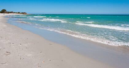 Holiday Home 'Casa Irgoli - Sardegna' with Private Terrace, Wi-Fi and Air Conditioning