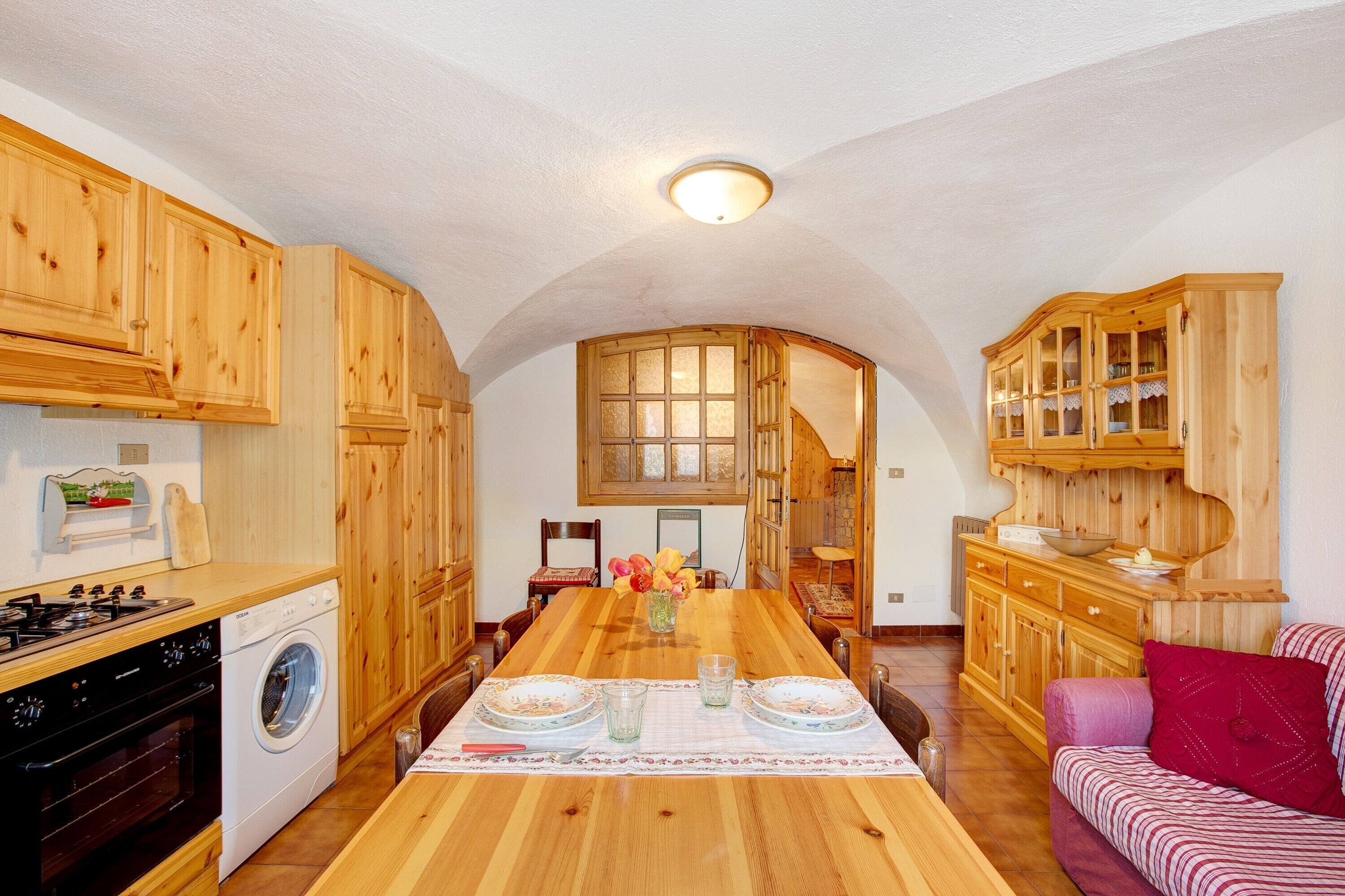 Frigorifero, forno, piano cottura, macchina per tè/caffè