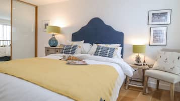 1 bedroom, individually decorated, individually furnished, free WiFi