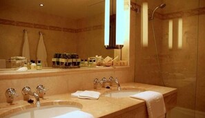 Bathroom - HÔTEL À LA FERME (Osthouse)
