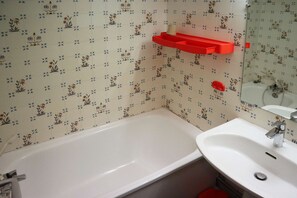 Bathroom - Grand Studio Pour 4 Personnes (LES ORRES 1650)