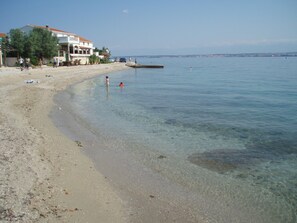 Appartamento, 3 camere da letto, balcone, vista giardino | Spiaggia