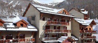 1107 TERRASSES DU SOLEIL D'OR, LES ORRES 1800