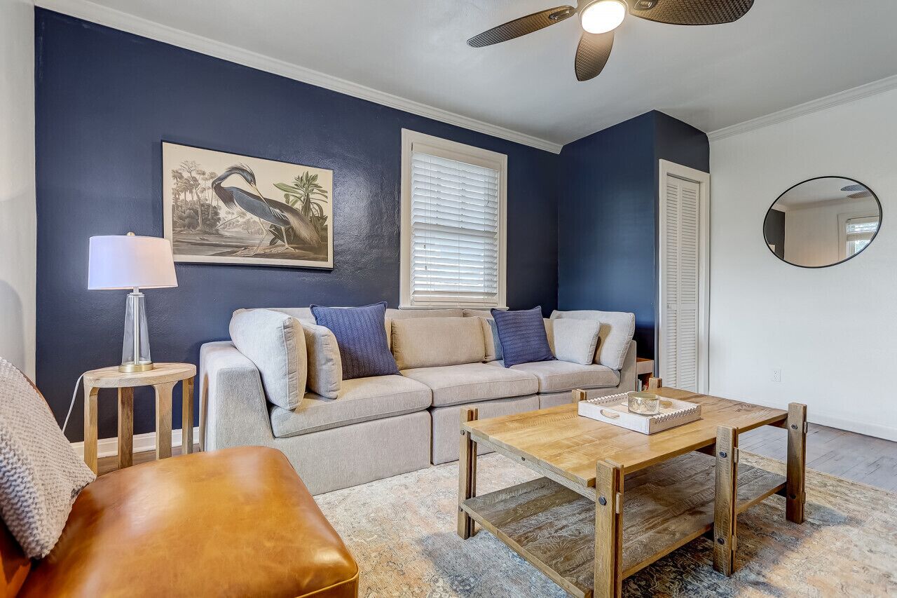 Historic RIVERSIDE Home | Hospitals, River & Park