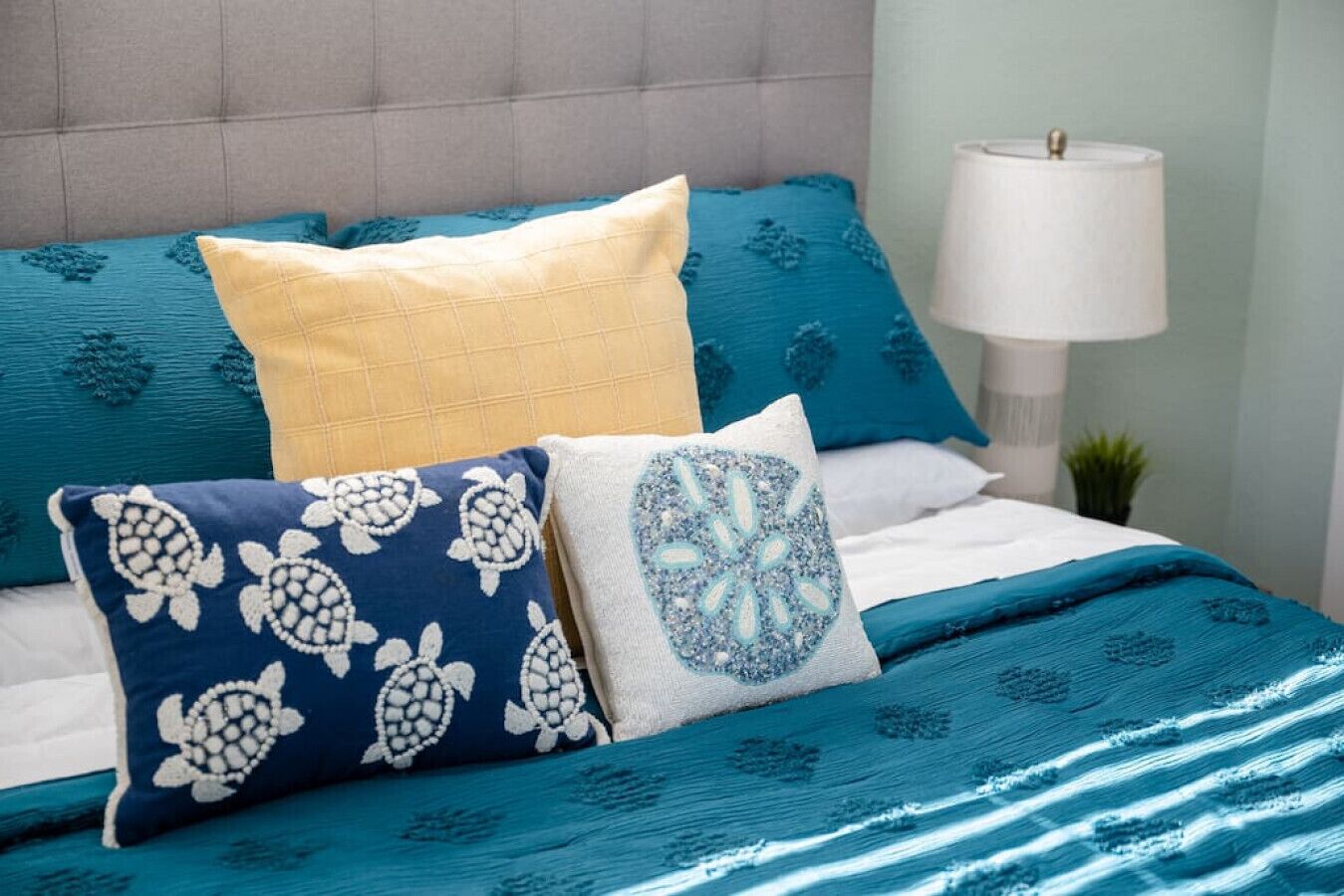 Cozy Beach Studio |8-10 Min Jacksonville Beach