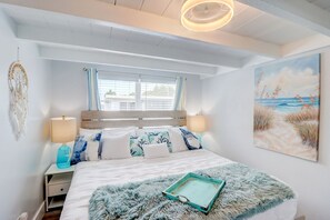 House, 2 Bedrooms, Patio | 2 bedrooms - Family Couples Getaway Sleeps 6 Guests (Marathon)