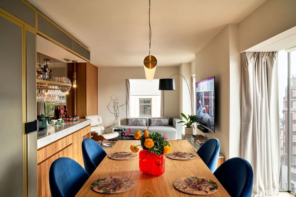1 bedroom, premium bedding, free minibar items, in-room safe