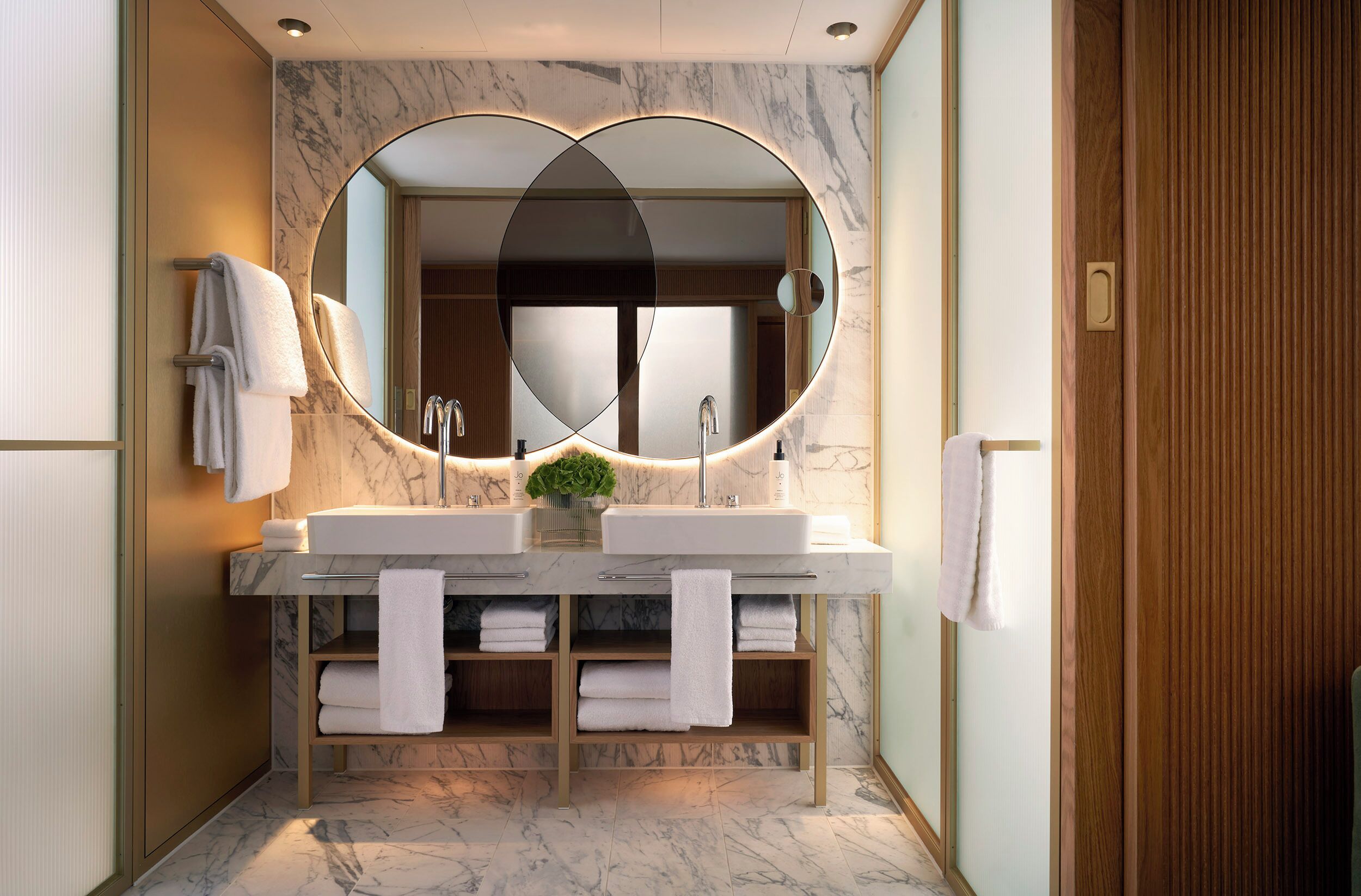 Photo - The BoTree London, Curio Collection by Hilton