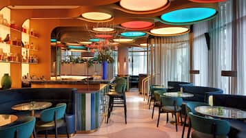 2 quầy bar/khu lounge
