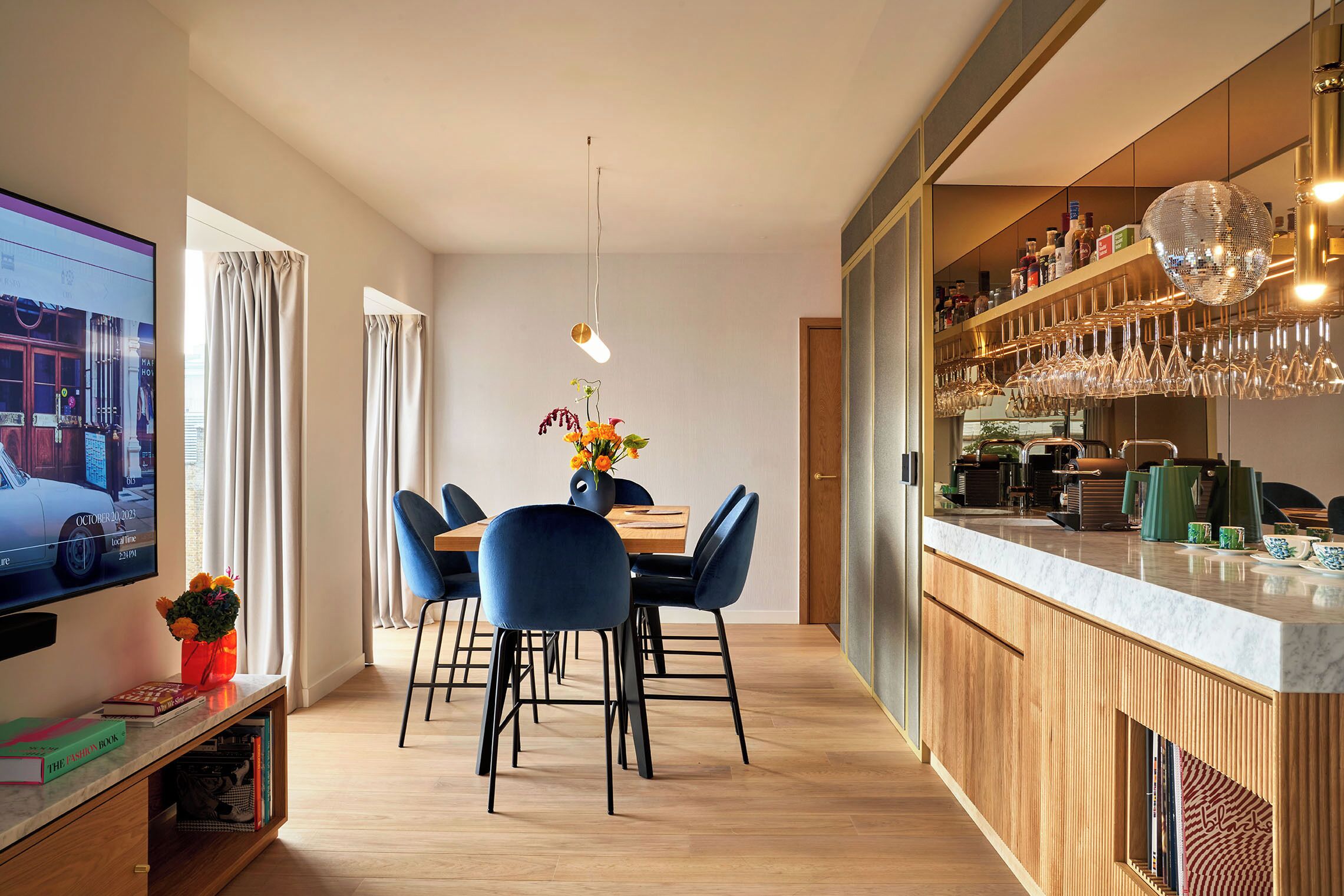 Photo - The BoTree London, Curio Collection by Hilton