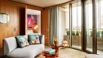 Suite, 1 letto king (Marylebone) | Area soggiorno | Smart TV 40 pollici con canali digitali, pavimenti riscaldati
