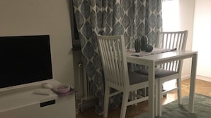 Dining - Djursholm Apartment Just Outside Stockholm (Djursholm)