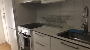 Apartment, 1 Queen Bed | Private kitchen | Fridge, microwave, oven, stovetop - Djursholm Apartment Just Outside Stockholm (Djursholm)