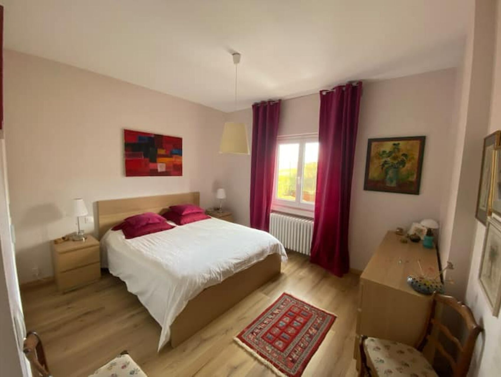 4 slaapkamers, een bureau, wifi