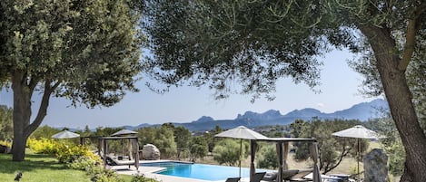 Piscina stagionale all'aperto