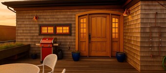 Beautifully Renovated Post and Beam Loft Style Home
