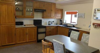 "spacious Three Bedroom Family Home for a Comfortable Holiday in Portknockie"