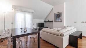Apartment (2 Bedrooms) | Interior - Italianway Comfort - Da Cannobio 11 (Milan)