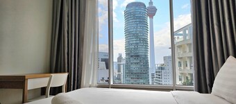 Sky Suites KLCC by Luna Suites