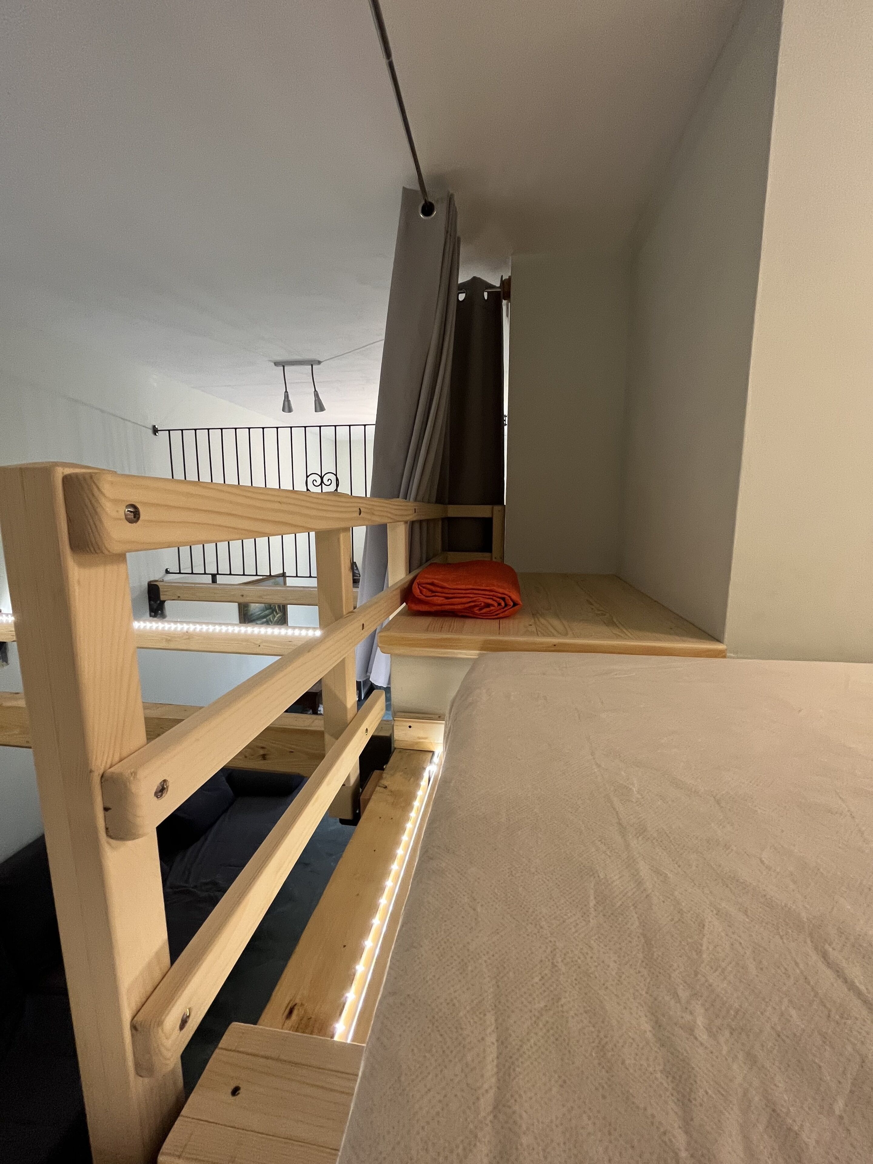 1 dormitorio, tabla de planchar con plancha, wifi gratis