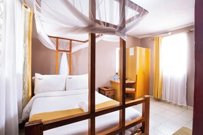 Standard Single Room | Desk, free WiFi, bed sheets - Melvic Hotel (Kisumu)