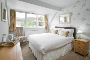 Room | Iron/ironing board, free WiFi - Lincoln House (Keswick)