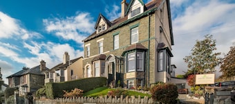 Lincoln House