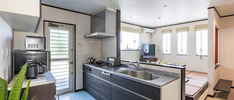 Deluxe House | Private kitchen