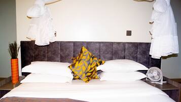 Comfort Room | Premium bedding, minibar, in-room safe, soundproofing