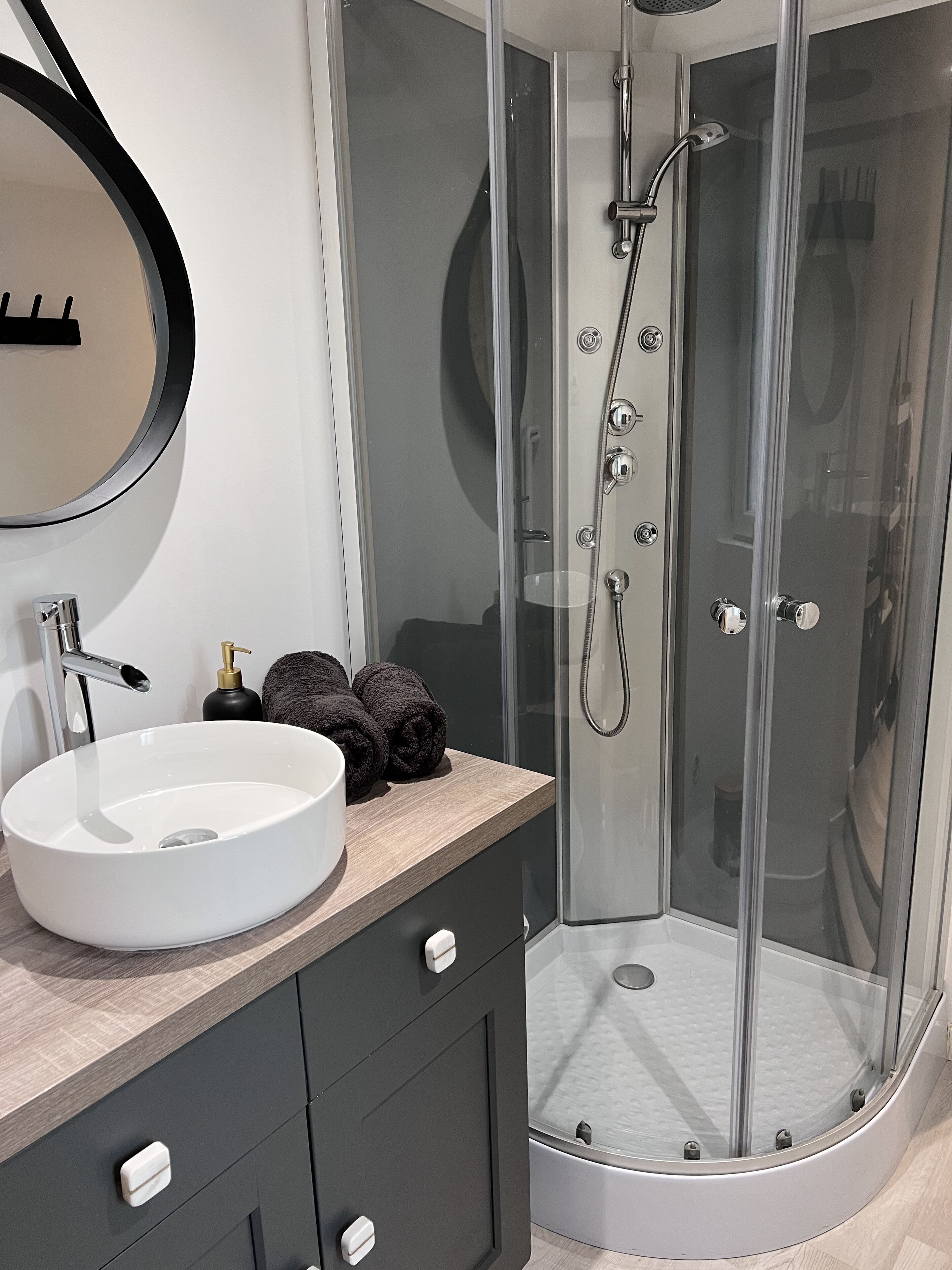 Apartment with private garden, 500m from the castle