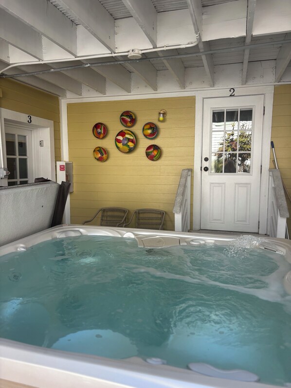 Bain à remous intérieur