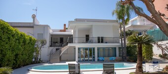 Villa Ravanica ( Melina ) with pool 400m from the beach
