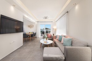 TV connectée, table de tennis de table