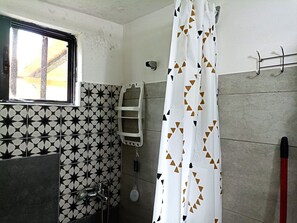 Villa, 1 habitación, con acceso para personas discapacitadas, vista al jardín | Baño | Toallas 