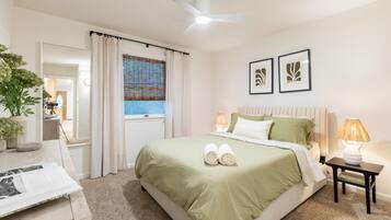 4 makuuhuonetta, työpöytä, silitysrauta/-lauta, Wi-Fi