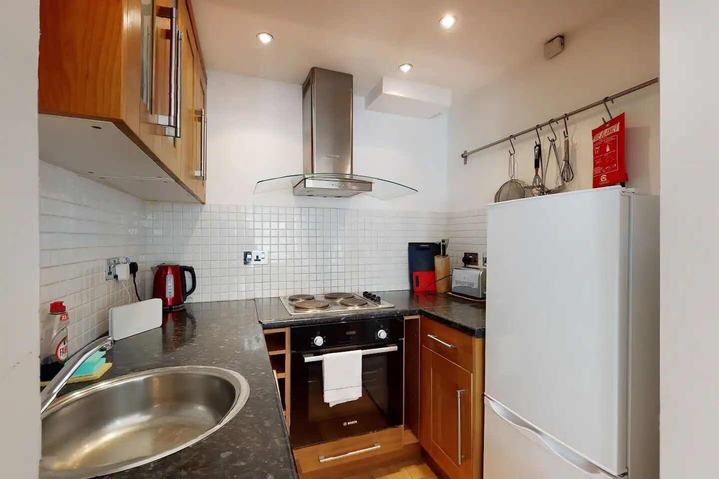 Cosy 2 bedroom Garden Flat in West Kensington