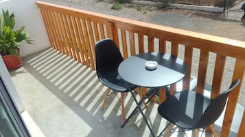 Classic Apartment | Terrace/patio