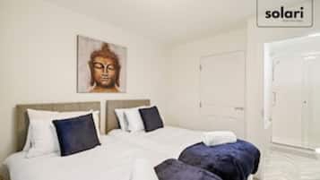 2 bedrooms, iron/ironing board, WiFi, bed sheets