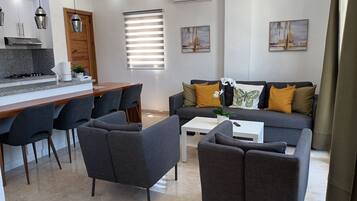 Apartment | Living area