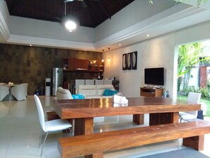 วิลล่า, 5 ห้องนอน, สูบบุหรี่ได้, สระว่ายน้ำส่วนตัว | ร้านอาหาร