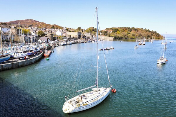 Marina/club náutico