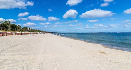 Ferienwohnung E4, 40 m zum Strand, Villa Strandidyll Neubau Binz, Parkplatz