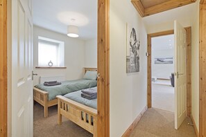 Cottage | 2 bedrooms, individually decorated, individually furnished, free WiFi - Plum Cottage (Knaresborough)