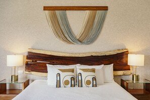 2 Schlafzimmer, Schreibtisch, Bügeleisen/Bügelbrett, Reisekinderbett