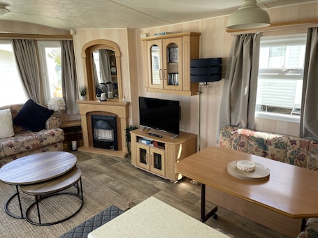 Cabin | Living area
